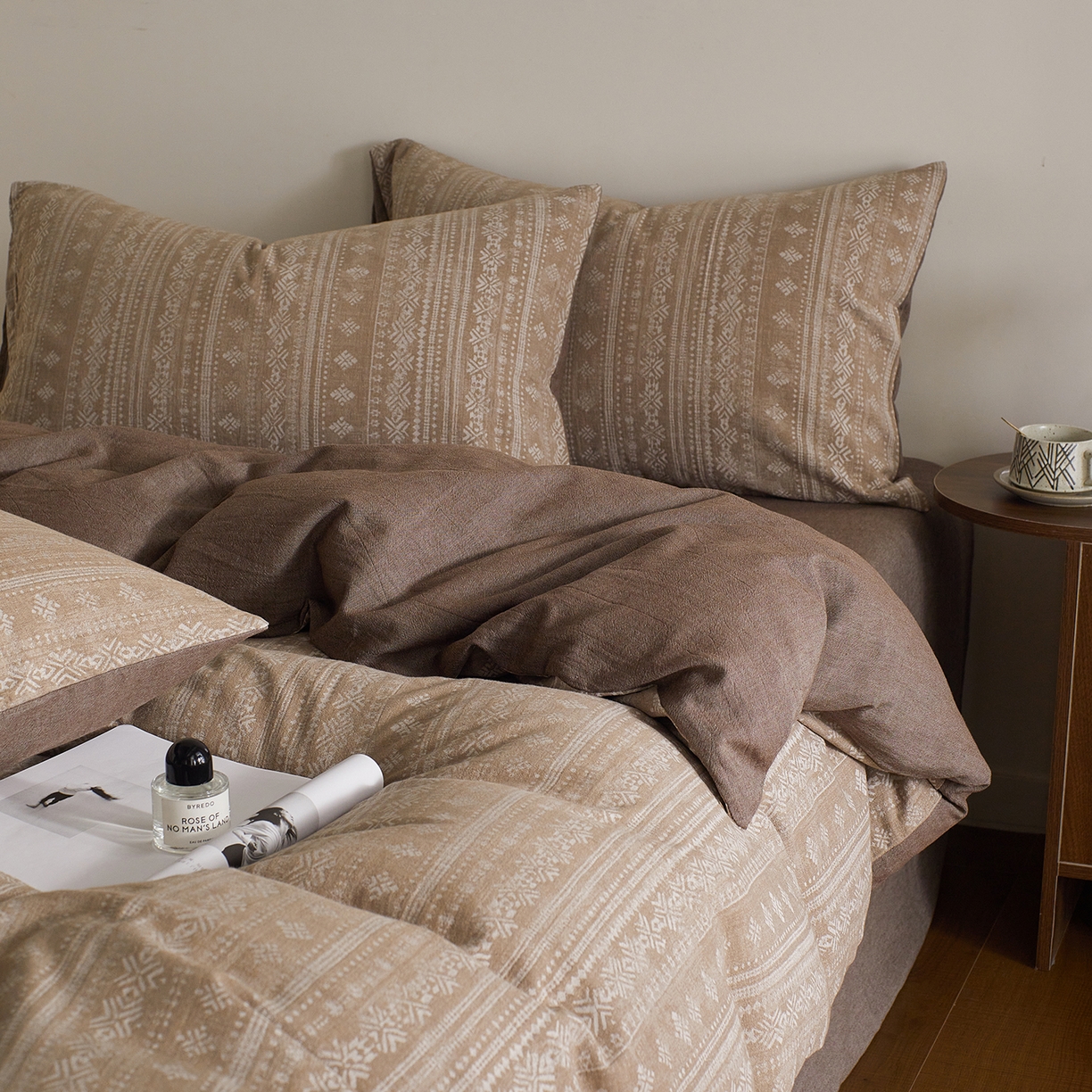 91家纺网 家纺一手货源 找家纺 XIWEN-希文家纺 2025新款秋冬60支全棉水洗色织大提花四件套 波西