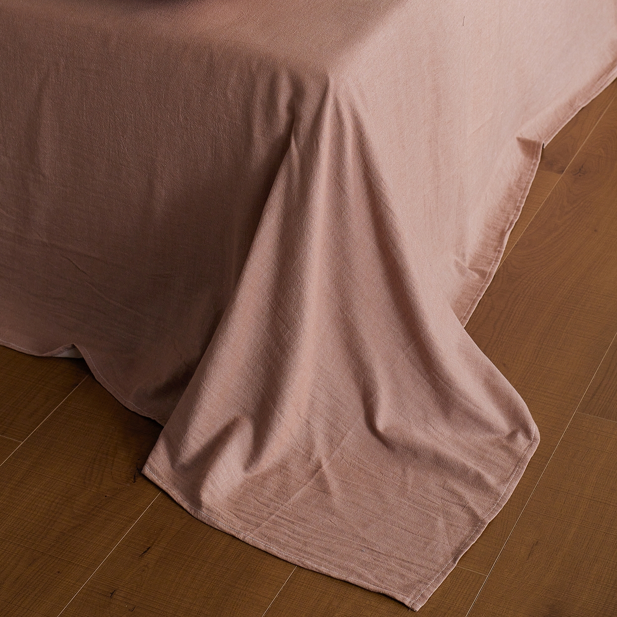 91家纺网 家纺一手货源 找家纺 XIWEN-希文家纺 2025新款秋冬60支全棉水洗色织大提花四件套 摩格斯