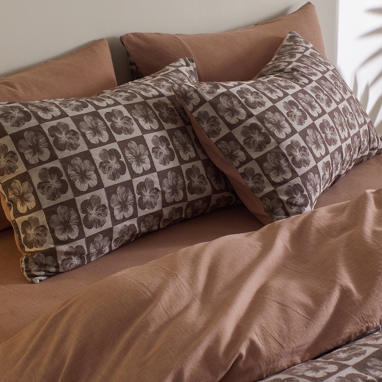 91家纺网 家纺一手货源 找家纺 XIWEN-希文家纺 2025新款秋冬60支全棉水洗色织大提花四件套 欢乐颂