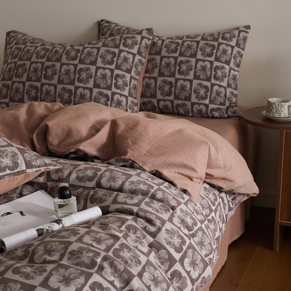 91家纺网 家纺一手货源 找家纺 XIWEN-希文家纺 2025新款秋冬60支全棉水洗色织大提花四件套 欢乐颂