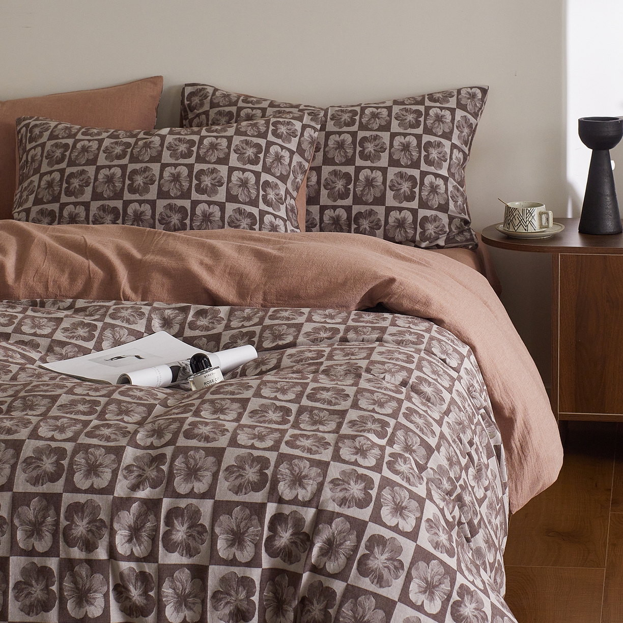 91家纺网 家纺一手货源 找家纺 XIWEN-希文家纺 2025新款秋冬60支全棉水洗色织大提花四件套 欢乐颂