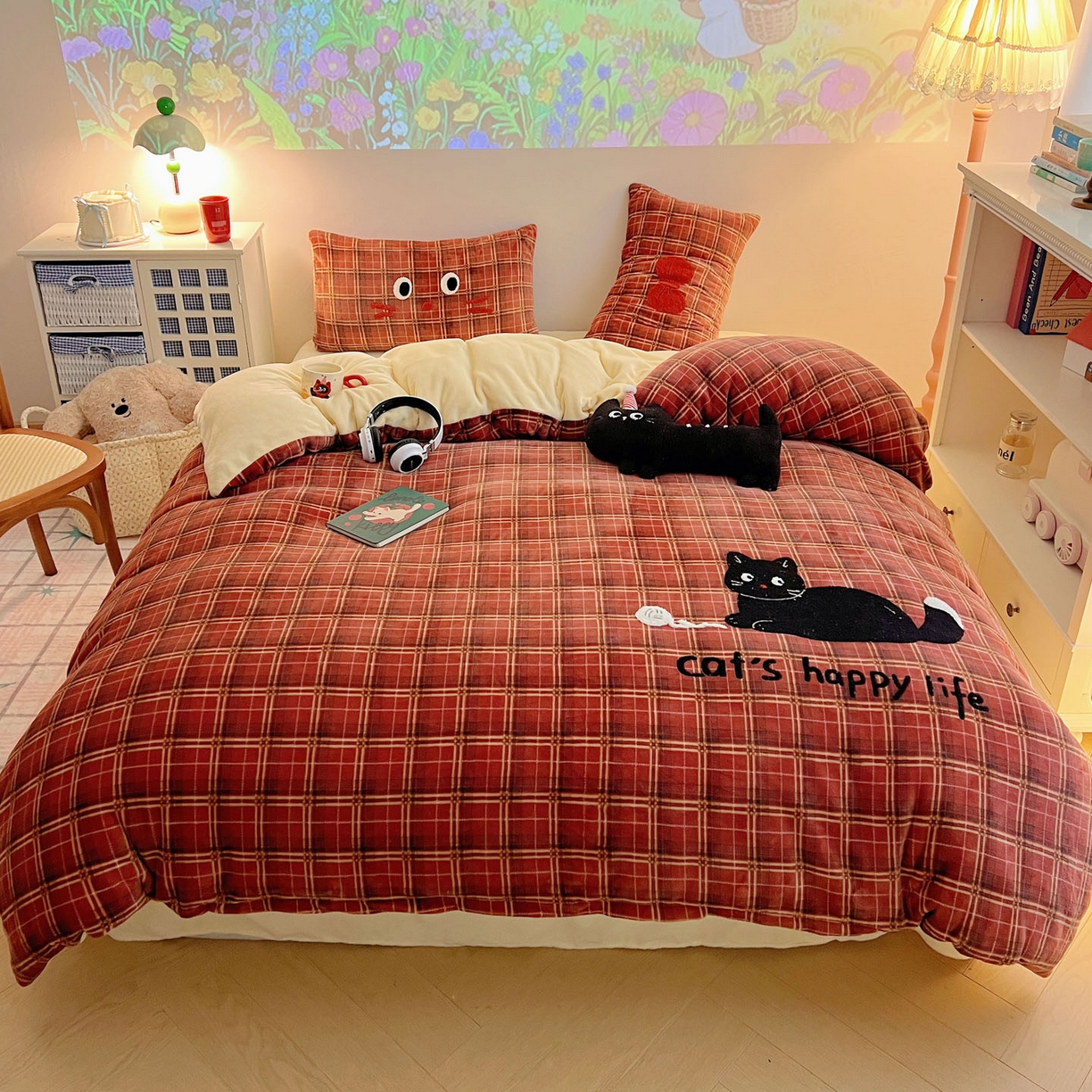 91家纺网 家纺一手货源 找家纺 盼季家纺 2025新款卡通毛巾绣牛奶绒保暖四件套 牛奶绒毛巾绣-丝带黑瞄