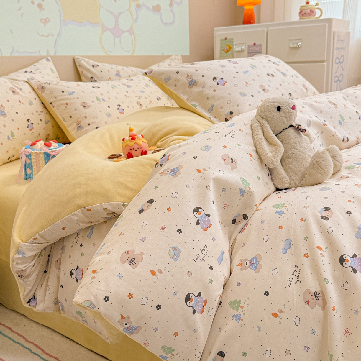 91家纺网 家纺一手货源 找家纺 呗旺鹿 2025新款卡通棉+牛奶绒四件套系列 QQ乐园