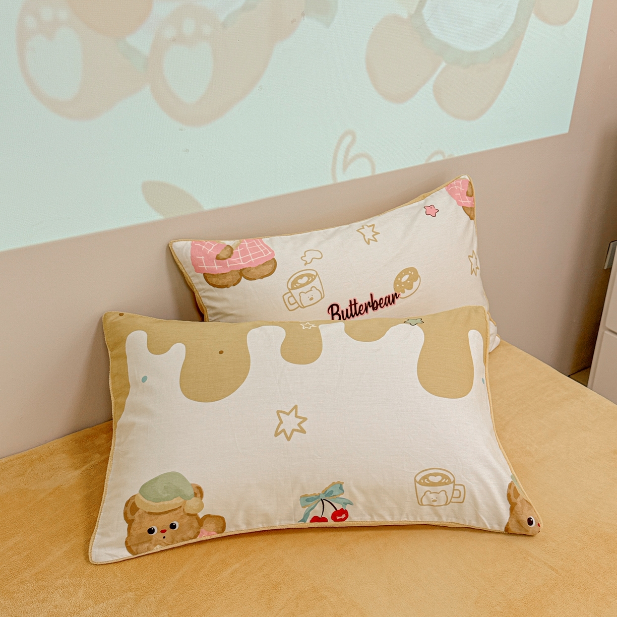 91家纺网 家纺一手货源 找家纺 呗旺鹿 2025新款卡通棉+牛奶绒四件套系列 奶油小熊