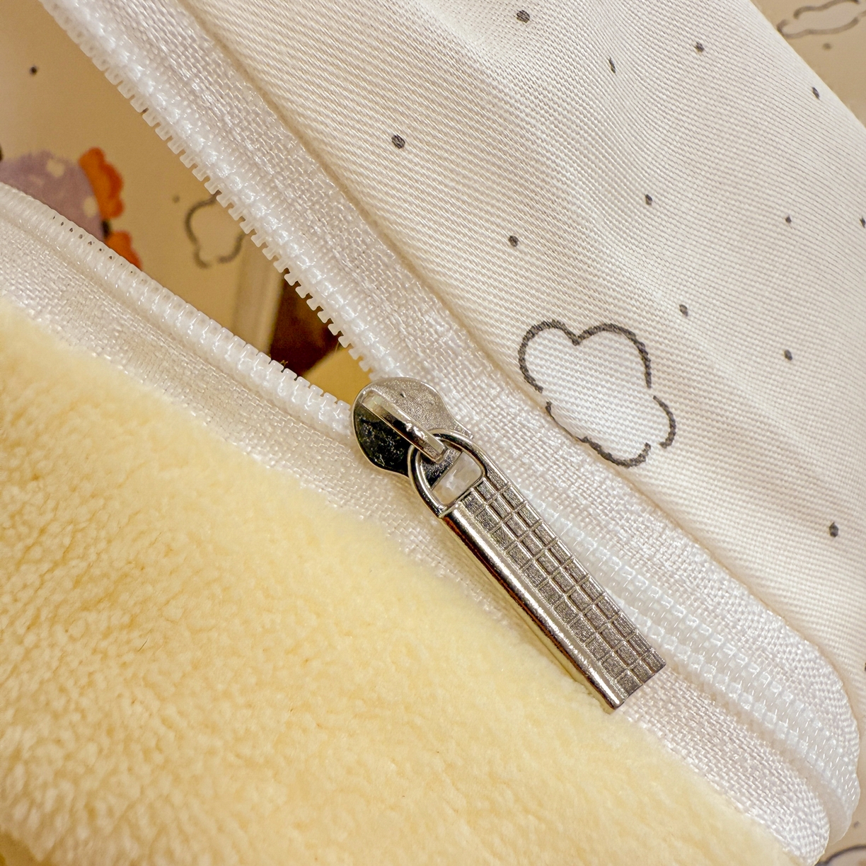 91家纺网 家纺一手货源 找家纺 呗旺鹿 2025新款卡通棉+牛奶绒四件套系列 QQ乐园