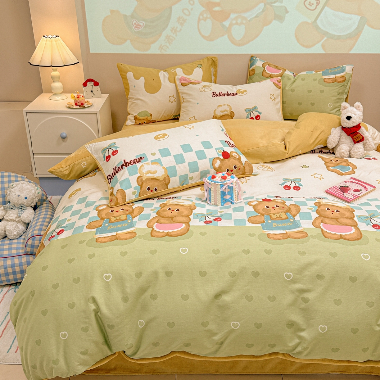 91家纺网 家纺一手货源 找家纺 呗旺鹿 2025新款卡通棉+牛奶绒四件套系列 奶油小熊