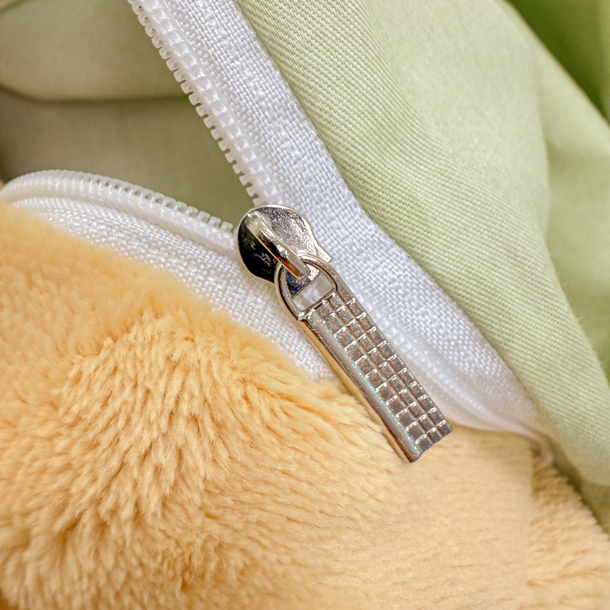 91家纺网 家纺一手货源 找家纺 呗旺鹿 2025新款卡通棉+牛奶绒四件套系列 奶油小熊