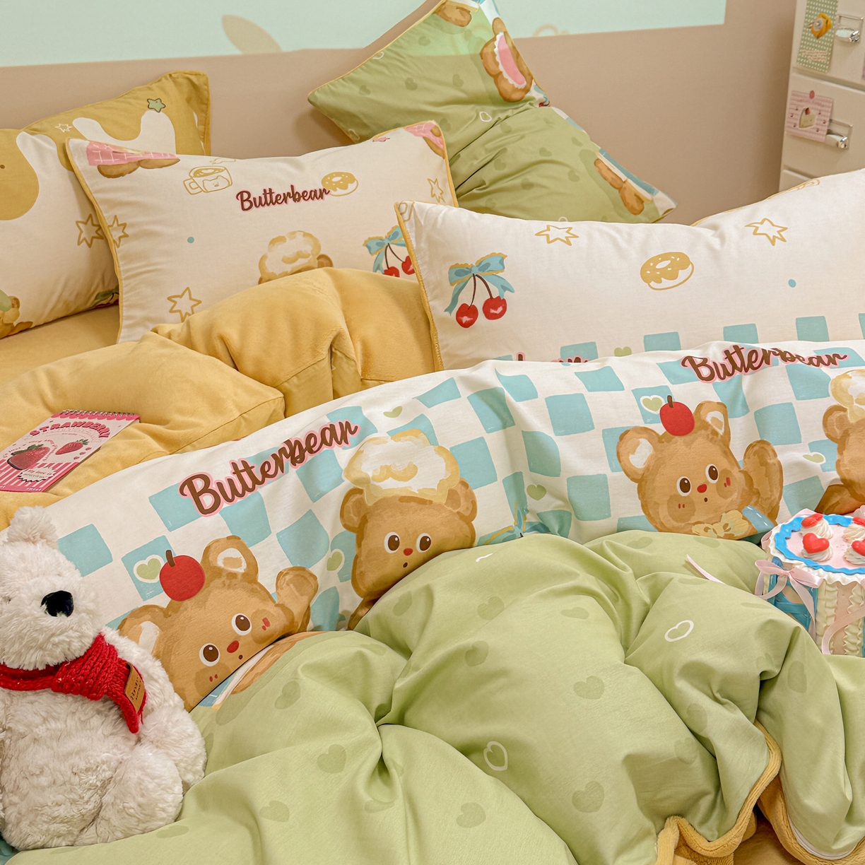 91家纺网 家纺一手货源 找家纺 呗旺鹿 2025新款卡通棉+牛奶绒四件套系列 奶油小熊