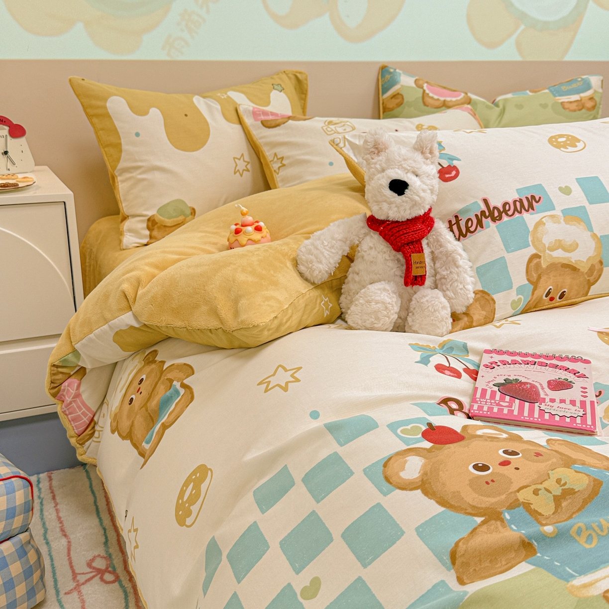 91家纺网 家纺一手货源 找家纺 呗旺鹿 2025新款卡通棉+牛奶绒四件套系列 奶油小熊