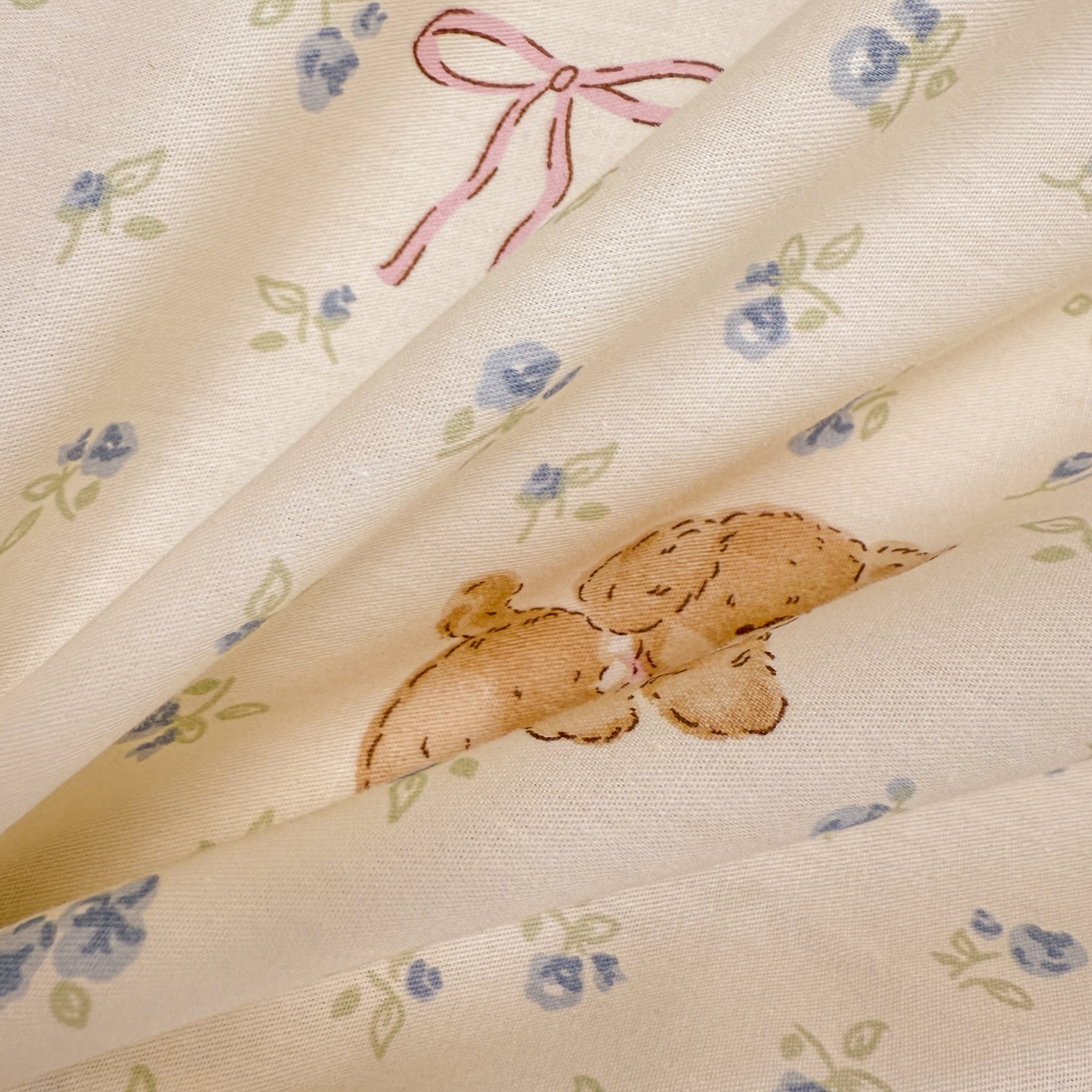 91家纺网 家纺一手货源 找家纺 呗旺鹿 2025新款卡通棉+牛奶绒四件套系列 蘑菇狗