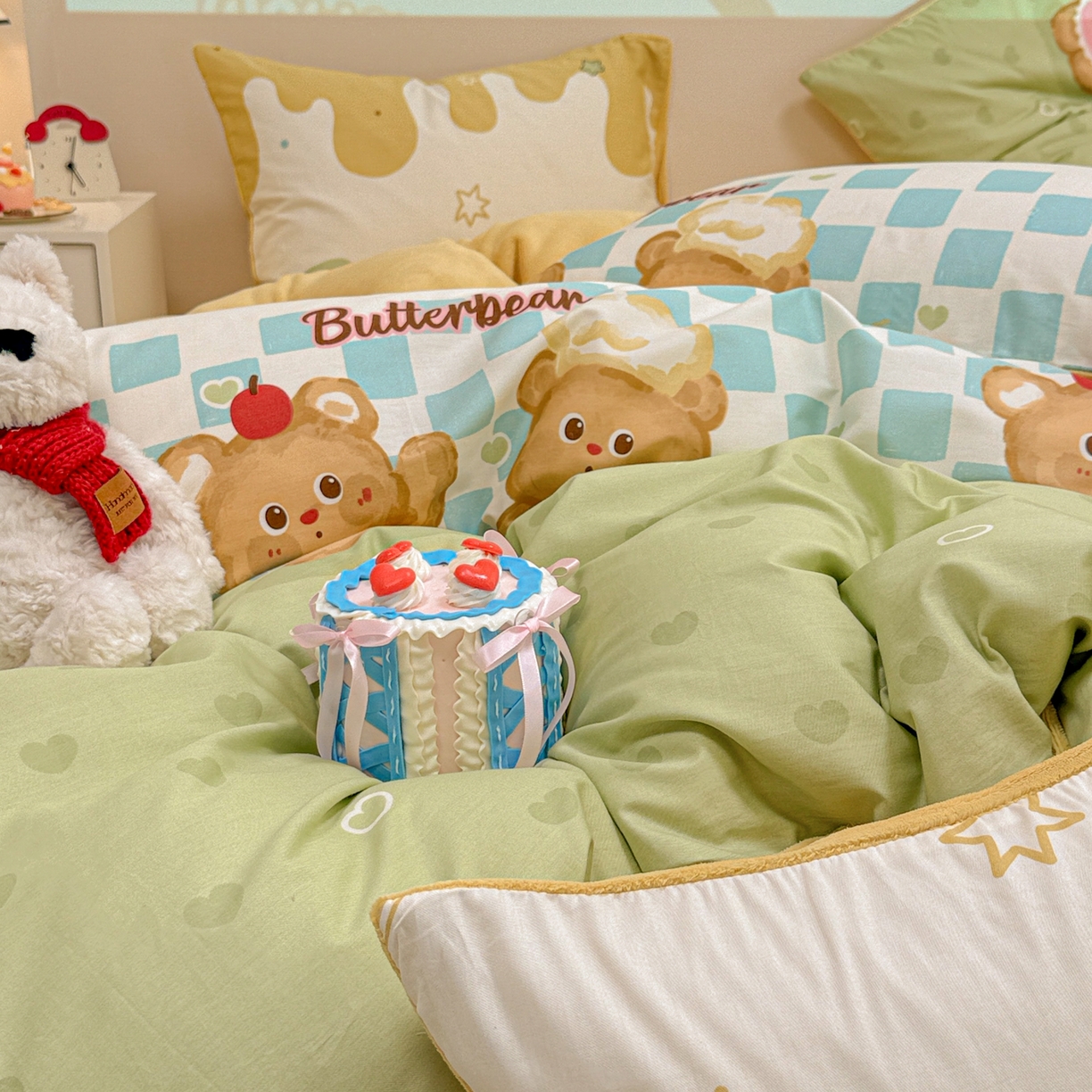 91家纺网 家纺一手货源 找家纺 呗旺鹿 2025新款卡通棉+牛奶绒四件套系列 奶油小熊