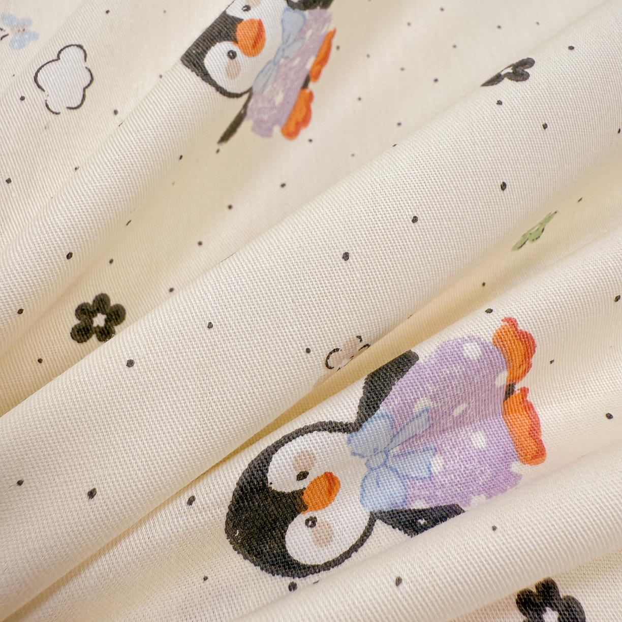 91家纺网 家纺一手货源 找家纺 呗旺鹿 2025新款卡通棉+牛奶绒四件套系列 QQ乐园