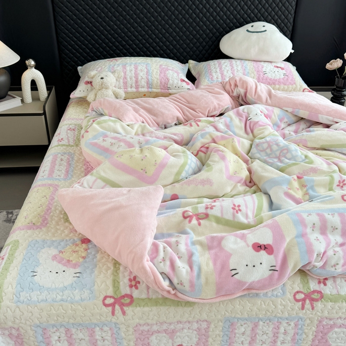 91家纺网 家纺一手货源 找家纺 添越家纺 2025新款简约款牛奶绒床盖四件套 花儿兔