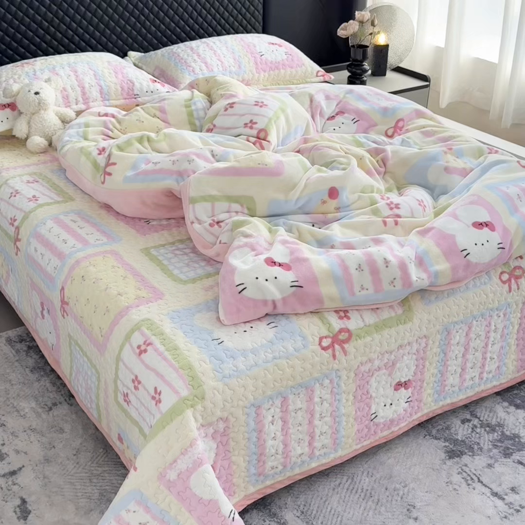 91家纺网 家纺一手货源 找家纺 添越家纺 2025新款简约款牛奶绒床盖四件套 花儿兔