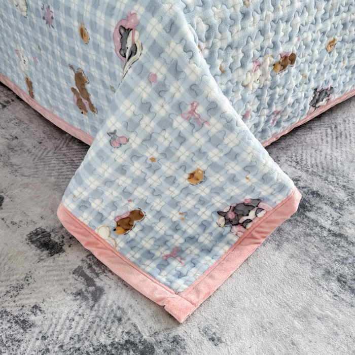 91家纺网 家纺一手货源 找家纺 添越家纺 2025新款简约款牛奶绒床盖四件套 萌趣乐园