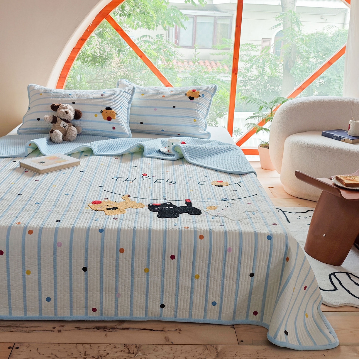 91家纺网 家纺一手货源 找家纺 （总）鑫喜莱家纺 2025新款A版纯棉B版牛奶绒床盖毛巾绣系列单件床褥垫软床垫床盖