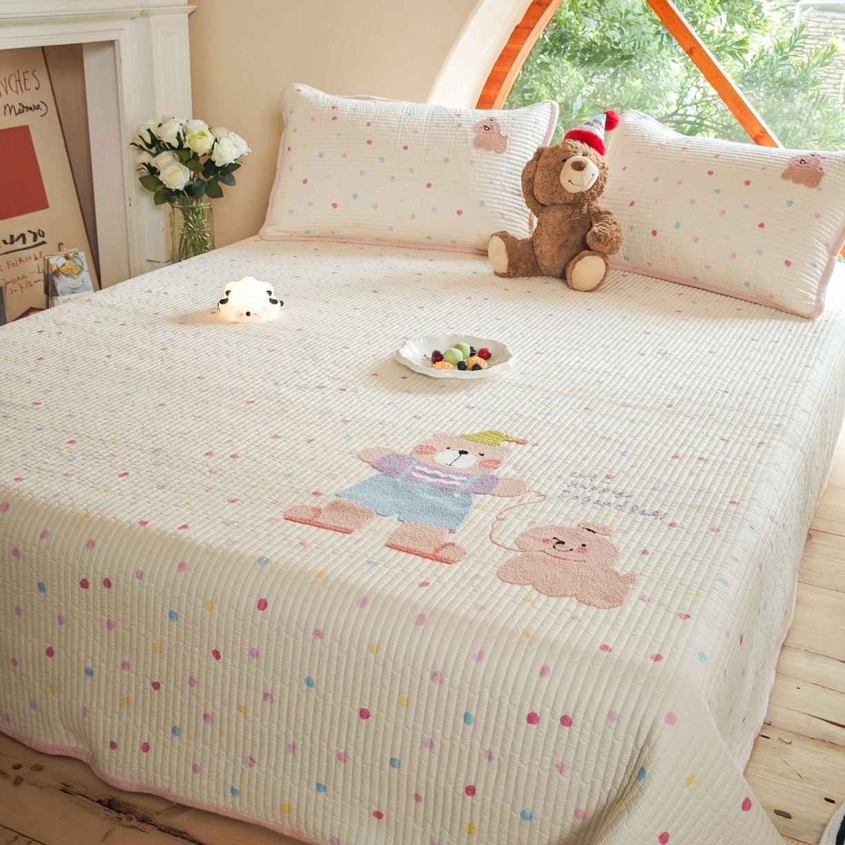 91家纺网 家纺一手货源 找家纺 （总）鑫喜莱家纺 2025新款A版纯棉B版牛奶绒床盖毛巾绣系列单件床褥垫软床垫床盖