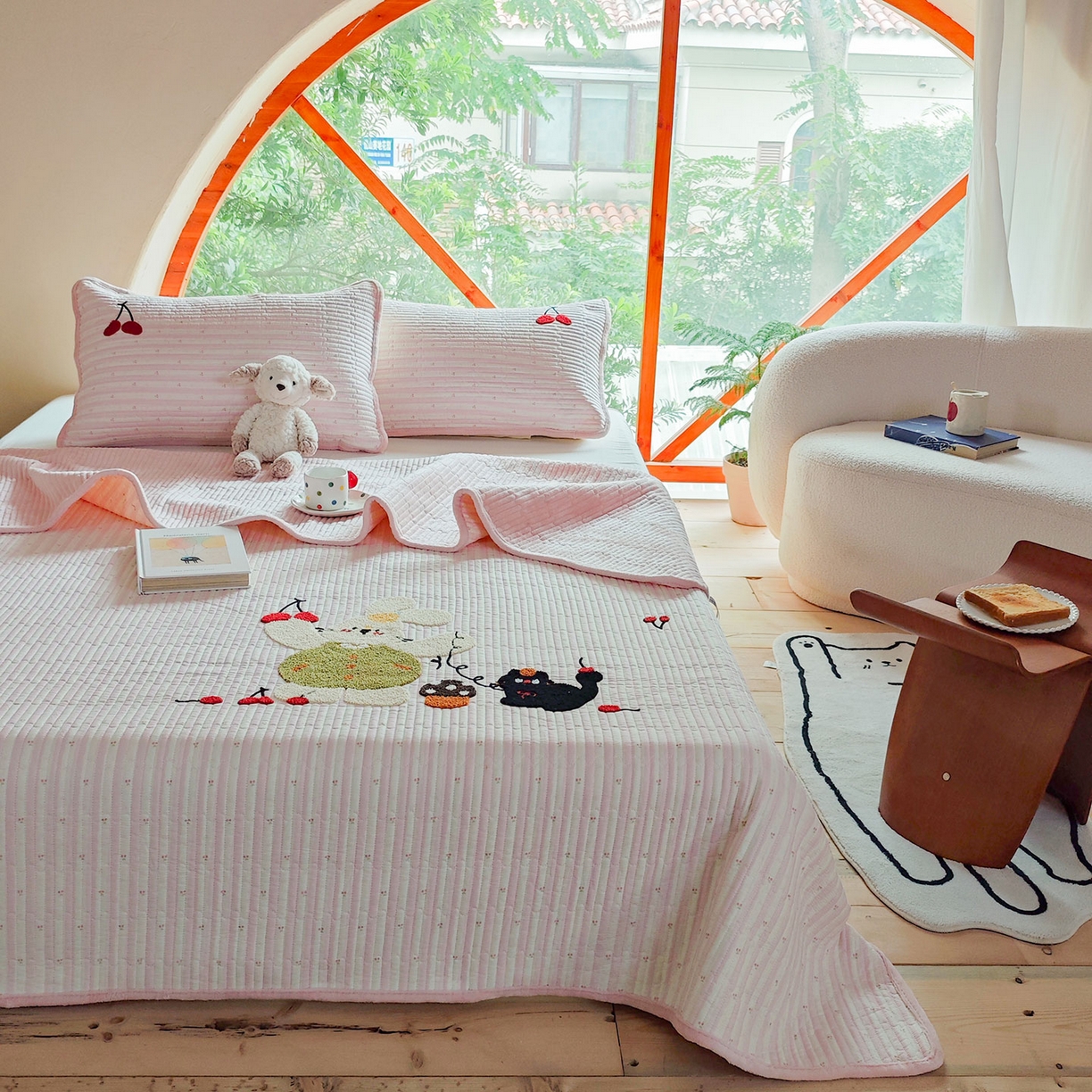 91家纺网 家纺一手货源 找家纺 （总）鑫喜莱家纺 2025新款A版纯棉B版牛奶绒床盖毛巾绣系列单件床褥垫软床垫床盖