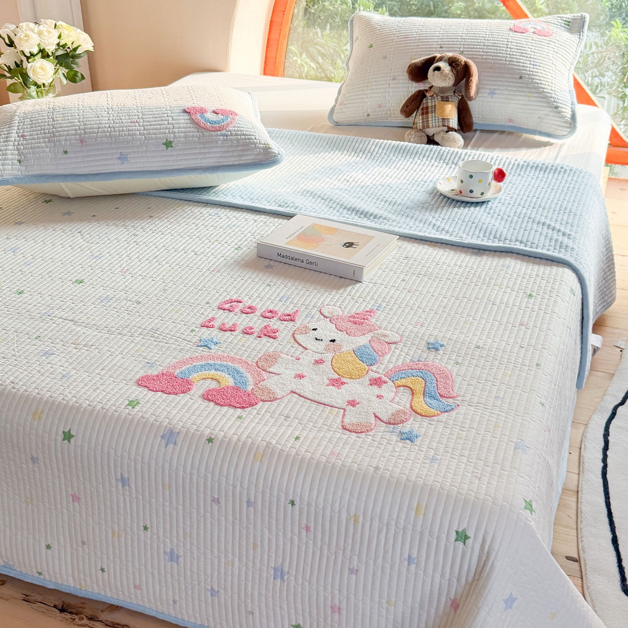 91家纺网 家纺一手货源 找家纺 鑫喜莱家纺 2025新款A版纯棉B版牛奶绒床盖毛巾绣系列单件床褥垫软床垫床盖 梦幻小马