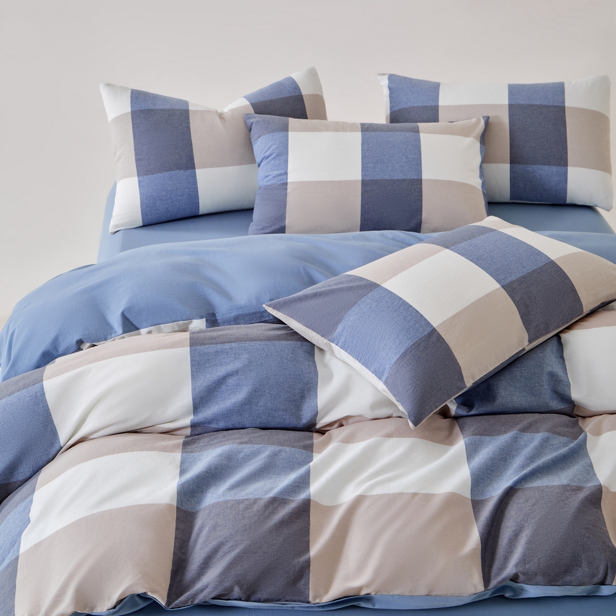 91家纺网 家纺一手货源 找家纺 九沐良品 2025新款全棉色织水洗棉无印风四件套 米粽艾青格