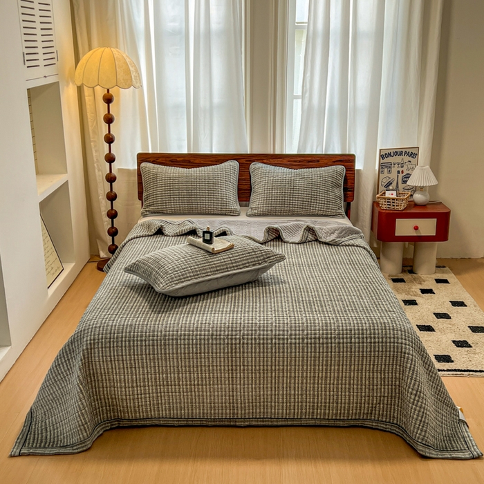 91家纺网 家纺一手货源 找家纺 芷卧 2025新款小香风牛奶绒床盖三件套 香妃-灰