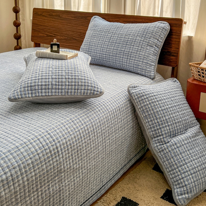 91家纺网 家纺一手货源 找家纺 芷卧 2025新款小香风牛奶绒床盖三件套 香妃-蓝