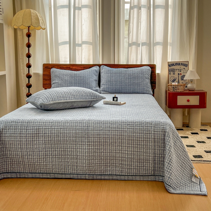 91家纺网 家纺一手货源 找家纺 芷卧 2025新款小香风牛奶绒床盖三件套 香妃-蓝