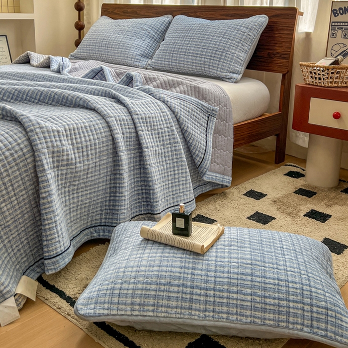 91家纺网 家纺一手货源 找家纺 芷卧 2025新款小香风牛奶绒床盖三件套 香妃-蓝