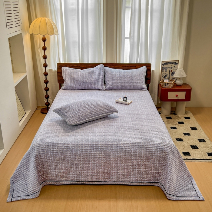 91家纺网 家纺一手货源 找家纺 芷卧 2025新款小香风牛奶绒床盖三件套 香妃-紫