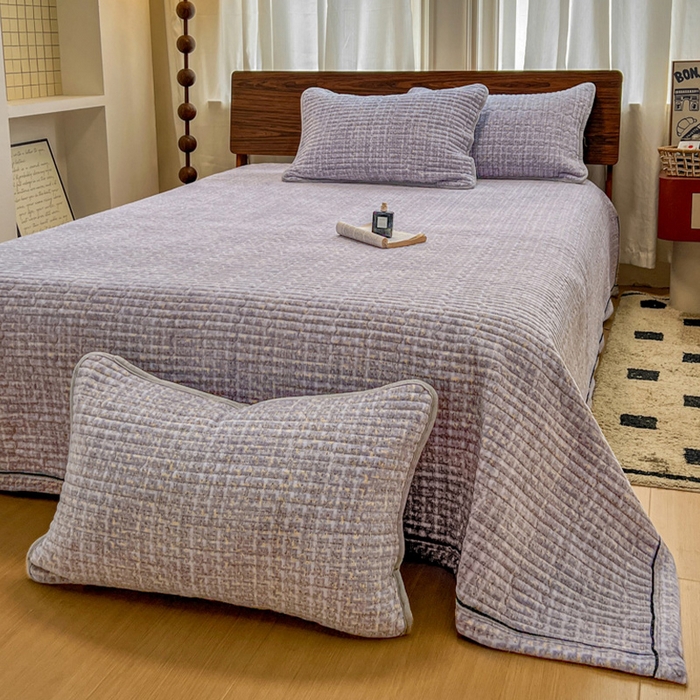 91家纺网 家纺一手货源 找家纺 芷卧 2025新款小香风牛奶绒床盖三件套 香妃-紫