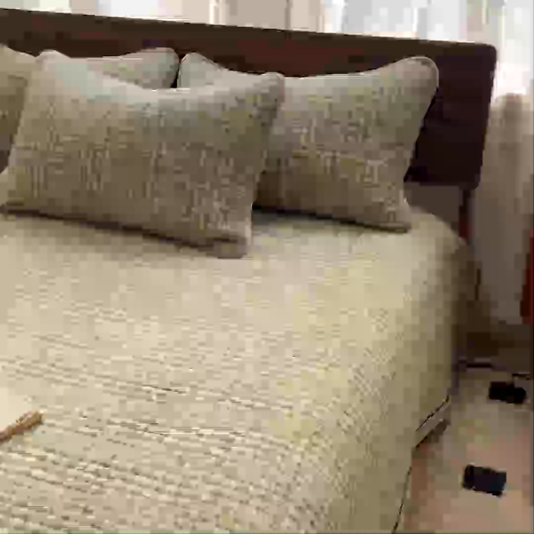 91家纺网 家纺一手货源 找家纺 芷卧 2025新款小香风牛奶绒床盖三件套 香妃-绿