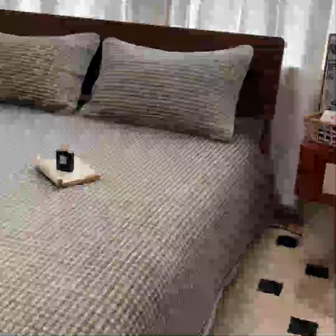 91家纺网 家纺一手货源 找家纺 芷卧 2025新款小香风牛奶绒床盖三件套 香妃-咖