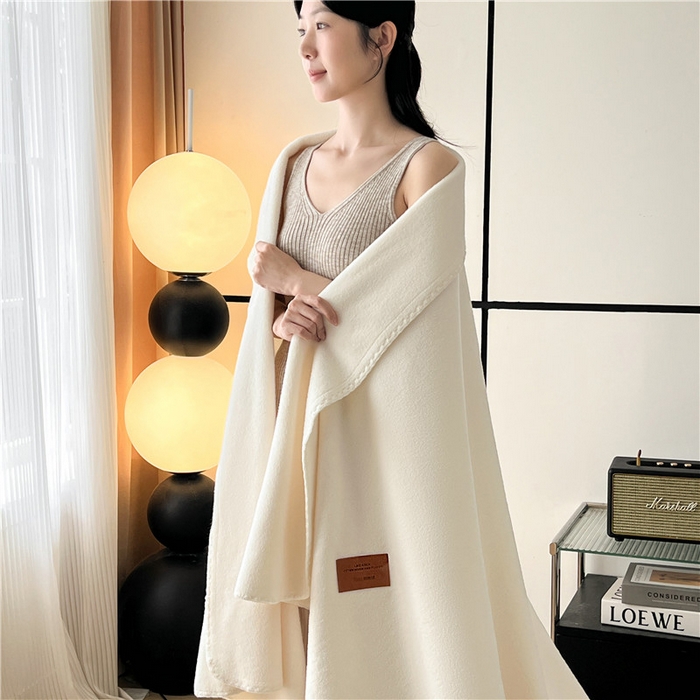 91家纺网 家纺一手货源 找家纺 琪格格纺织 2025新款高端航空水貂绒毛毯双面绒盖毯办公室家用午睡沙发毯空调毯子 奶酪 乳白