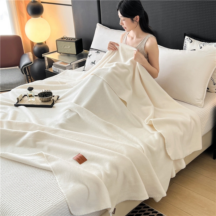 91家纺网 家纺一手货源 找家纺 琪格格纺织 2025新款高端航空水貂绒毛毯双面绒盖毯办公室家用午睡沙发毯空调毯子 奶酪 乳白