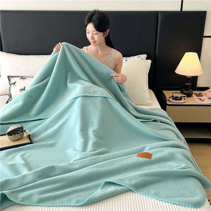 91家纺网 家纺一手货源 找家纺 琪格格纺织 2025新款高端航空水貂绒毛毯双面绒盖毯办公室家用午睡沙发毯空调毯子 青溪 蓝绿