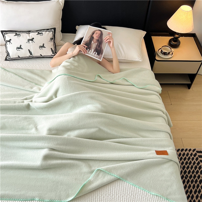 91家纺网 家纺一手货源 找家纺 琪格格纺织 2025新款高端航空水貂绒毛毯双面绒盖毯办公室家用午睡沙发毯空调毯子 抹茶 奶绿