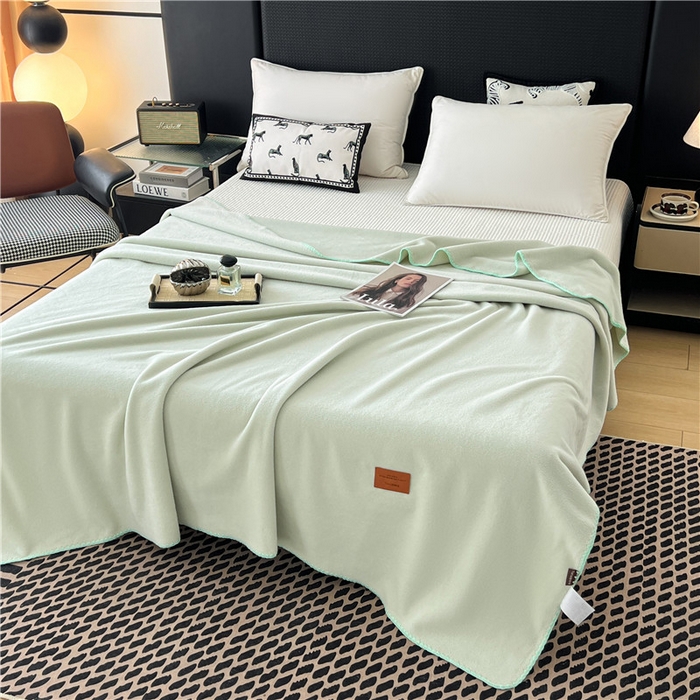 91家纺网 家纺一手货源 找家纺 琪格格纺织 2025新款高端航空水貂绒毛毯双面绒盖毯办公室家用午睡沙发毯空调毯子 抹茶 奶绿