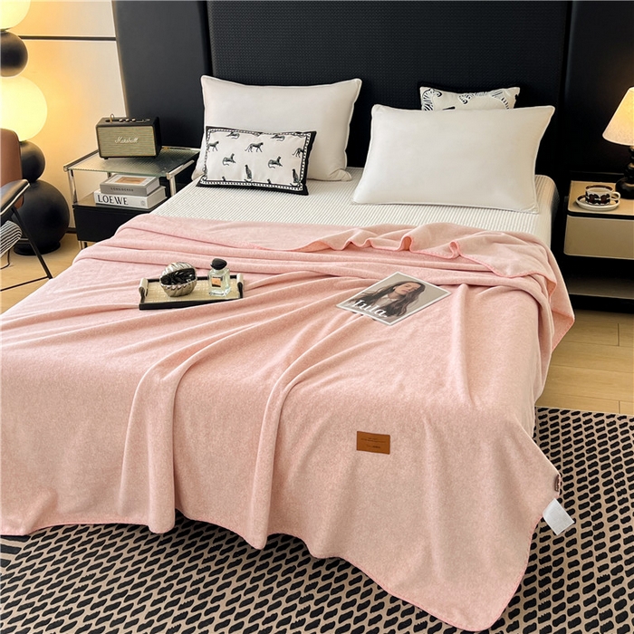 91家纺网 家纺一手货源 找家纺 琪格格纺织 2025新款高端航空水貂绒毛毯双面绒盖毯办公室家用午睡沙发毯空调毯子 云柚 浅玉