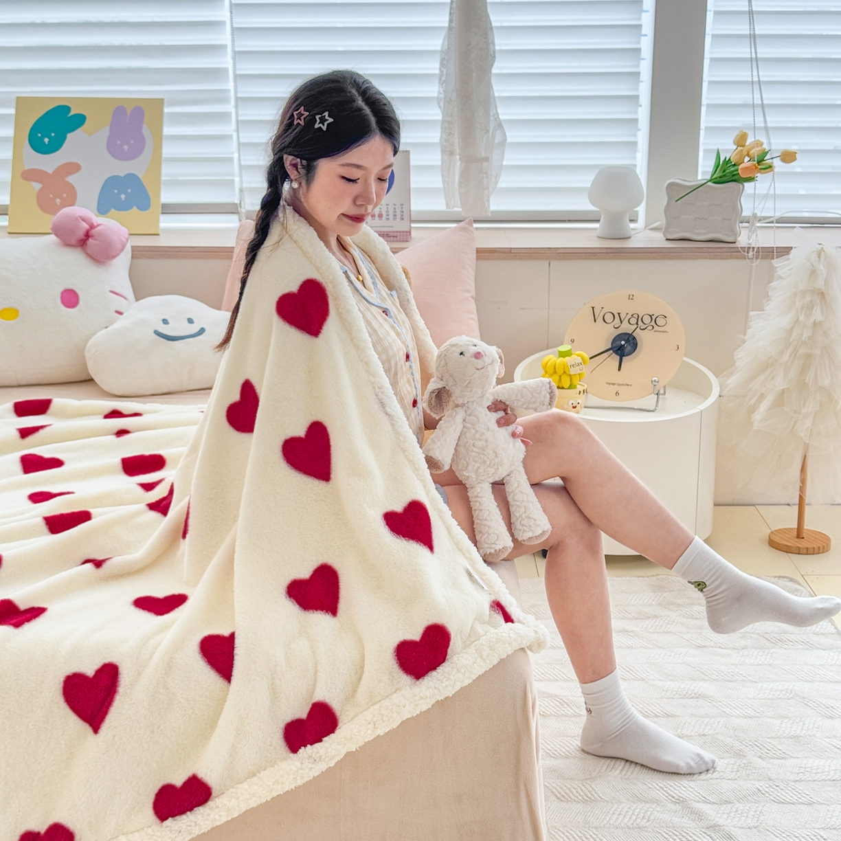91家纺网 家纺一手货源 找家纺 KA家纺 2025新款兔毛绒毛毯 印花牛奶绒盖毯 多功能被套毯 兔绒毯 心心相印