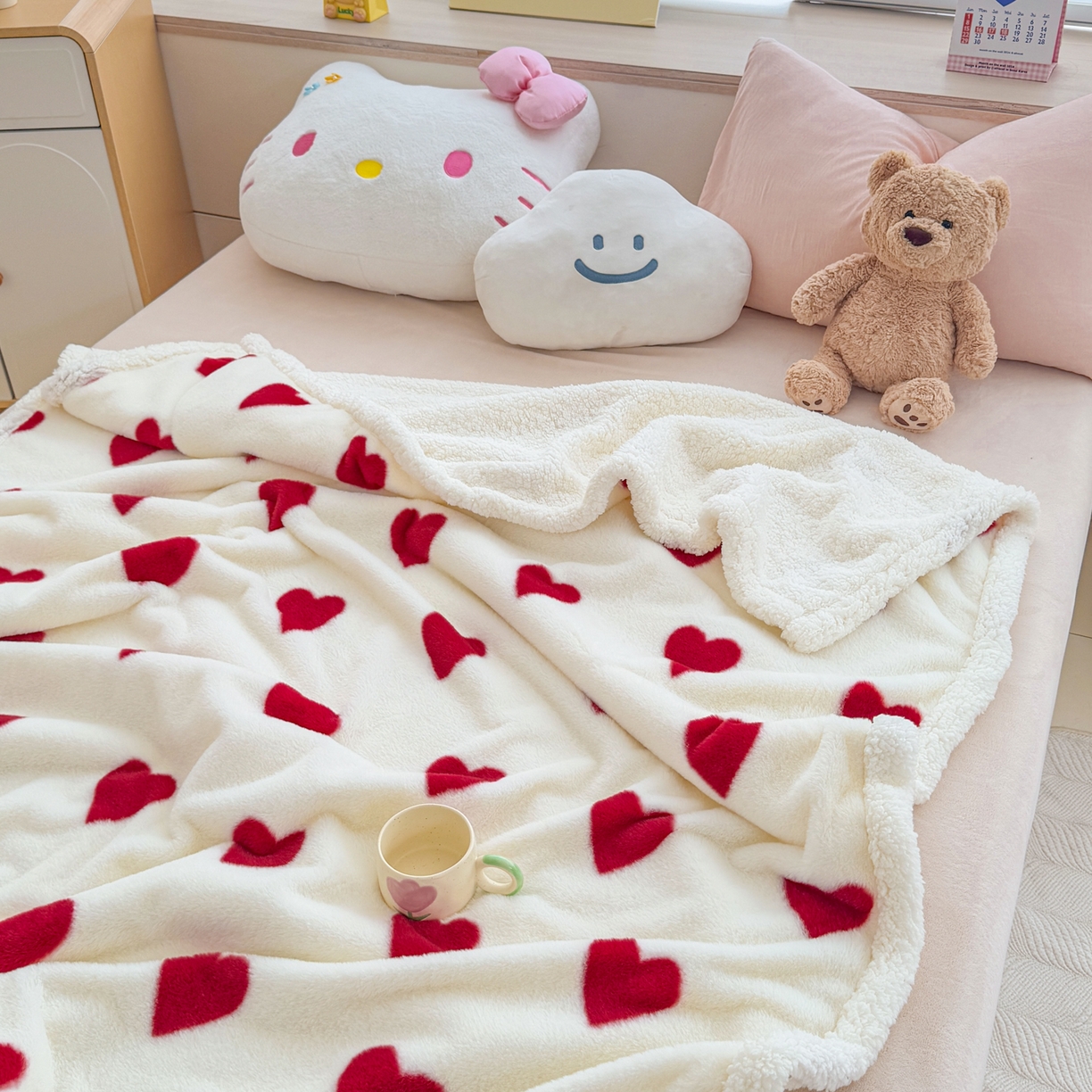 91家纺网 家纺一手货源 找家纺 KA家纺 2025新款兔毛绒毛毯 印花牛奶绒盖毯 多功能被套毯 兔绒毯 心心相印