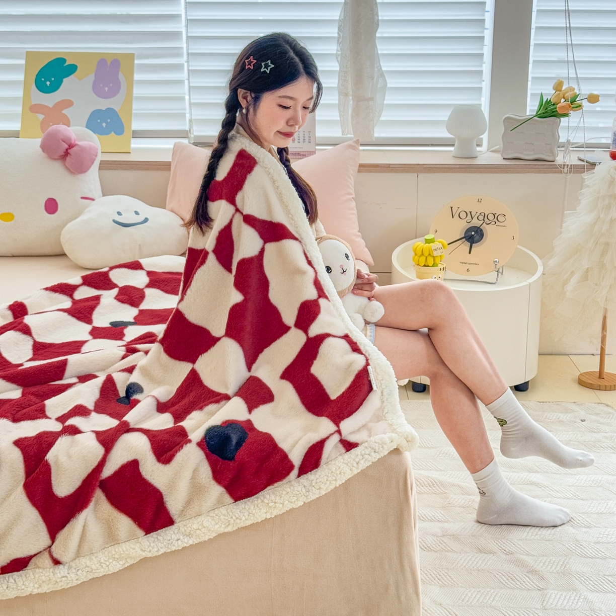 91家纺网 家纺一手货源 找家纺 KA家纺 2025新款兔毛绒毛毯 印花牛奶绒盖毯 多功能被套毯 兔绒毯 几何世界