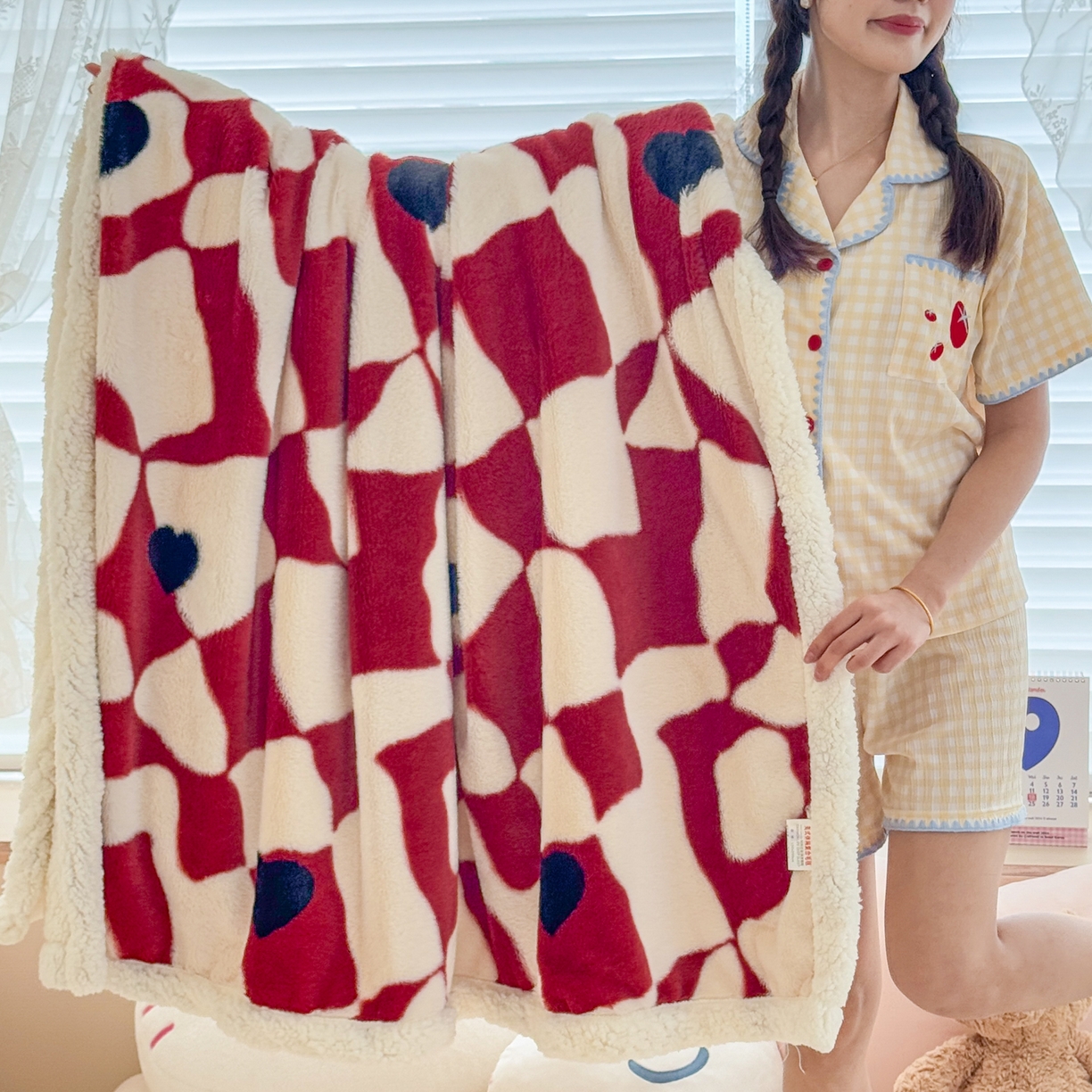 91家纺网 家纺一手货源 找家纺 KA家纺 2025新款兔毛绒毛毯 印花牛奶绒盖毯 多功能被套毯 兔绒毯 几何世界