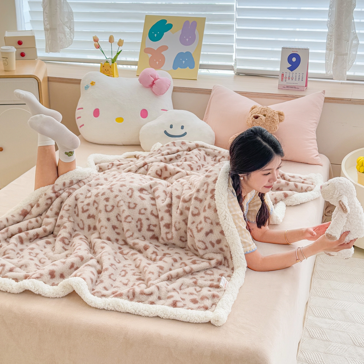 91家纺网 家纺一手货源 找家纺 KA家纺 2025新款兔毛绒毛毯 印花牛奶绒盖毯 多功能被套毯 兔绒毯 豹纹咖