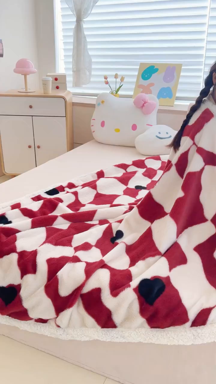 91家纺网 家纺一手货源 找家纺 KA家纺 2025新款兔毛绒毛毯 印花牛奶绒盖毯 多功能被套毯 兔绒毯 几何世界