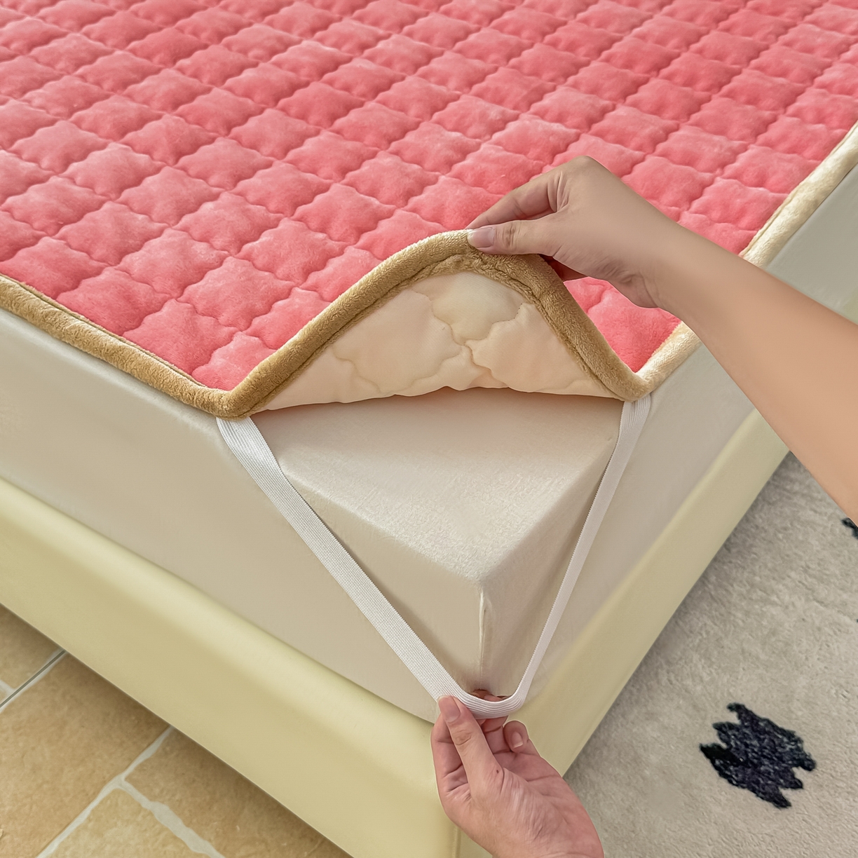 91家纺网 家纺一手货源 找家纺 首选家纺 2025新款牛奶绒床褥床垫系列 西瓜红