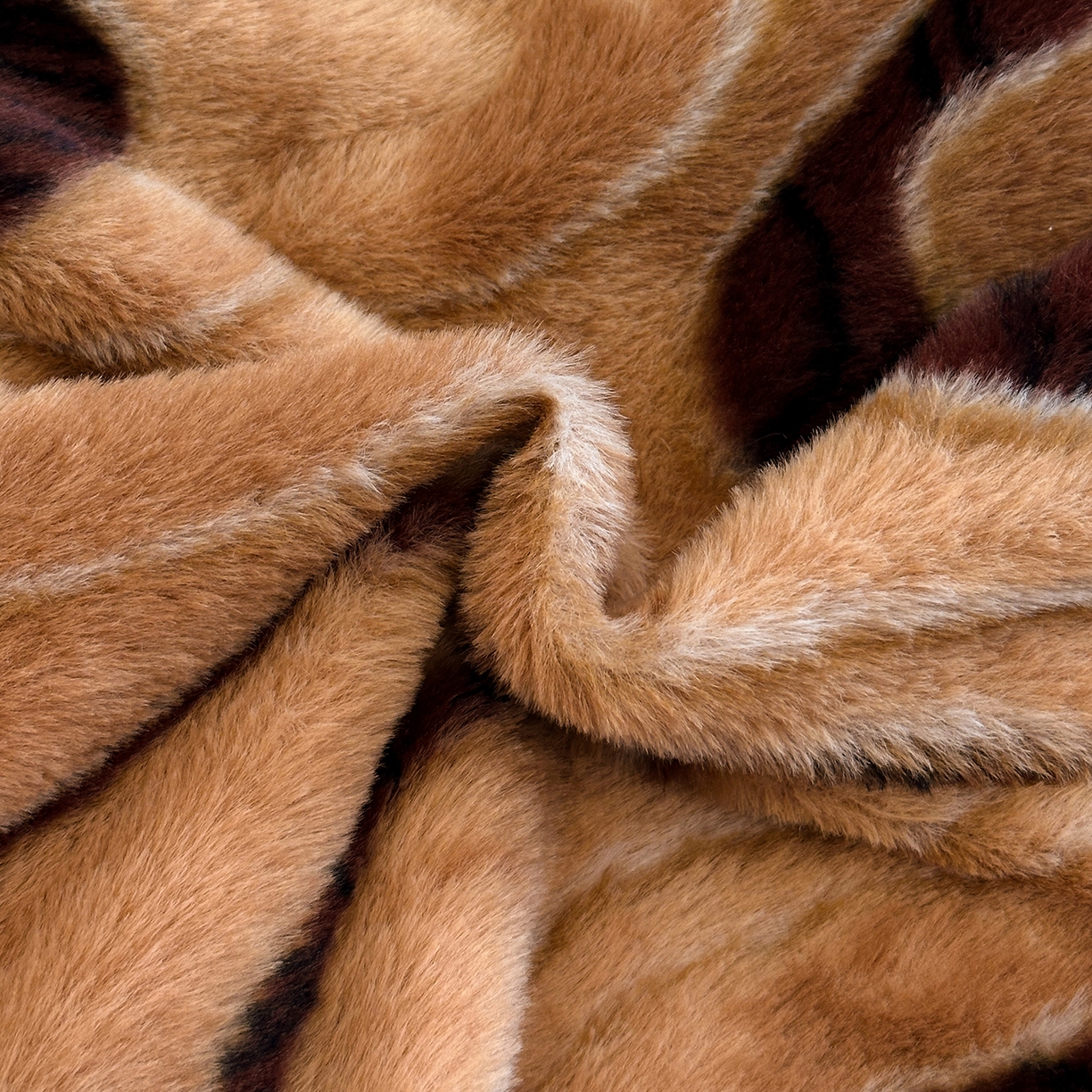 91家纺网 家纺一手货源 找家纺 民新家纺 2025新款兔毛绒包边款四件套 极简生活