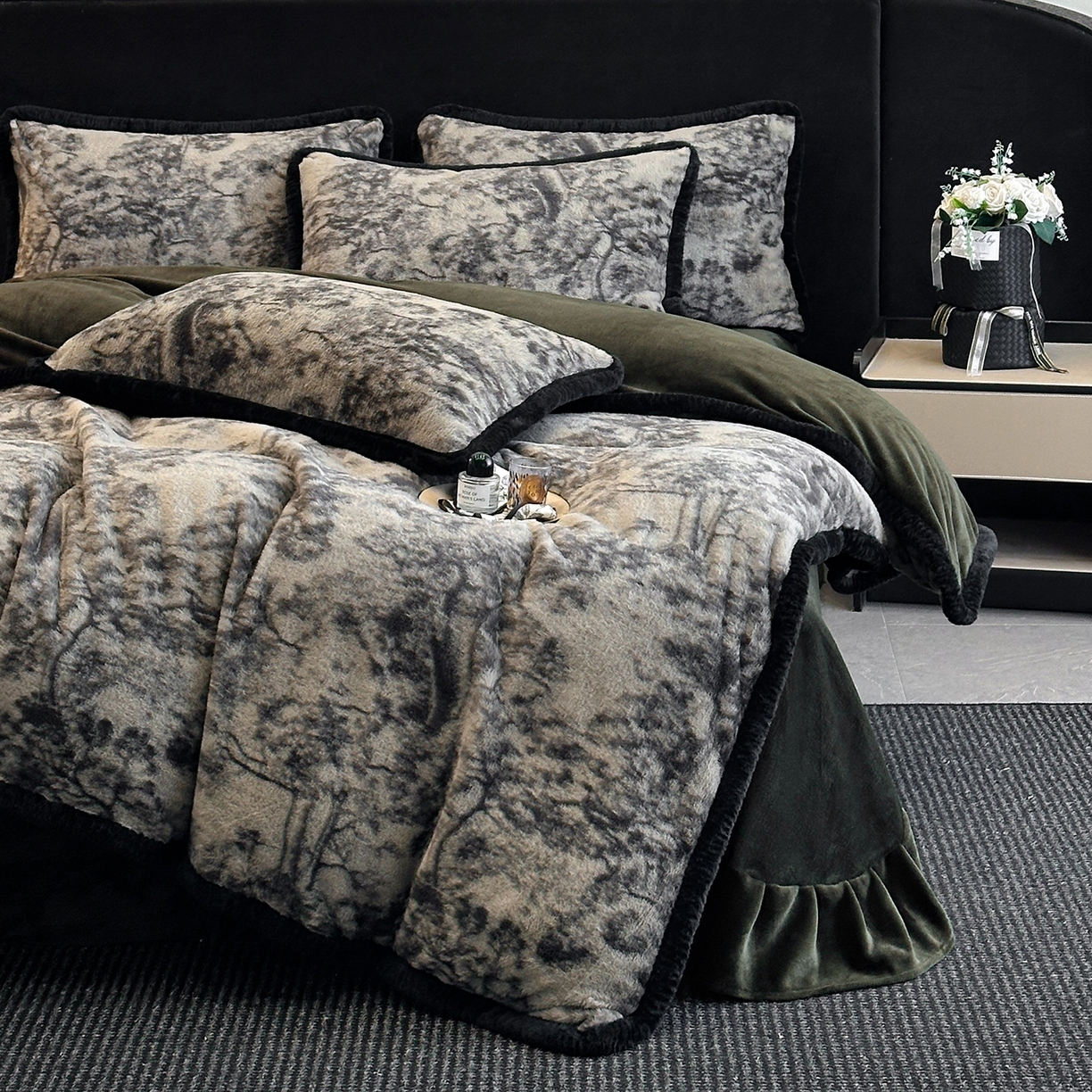 91家纺网 家纺一手货源 找家纺 民新家纺 2025新款兔毛绒包边款四件套 林影