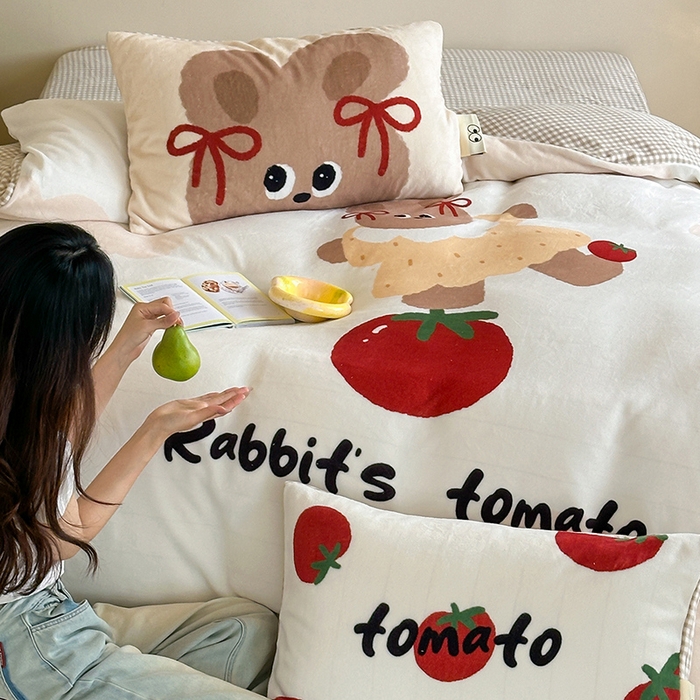 91家纺网 家纺一手货源 找家纺 （总）桃子家居 2025新品A类ins博主大版卡通数码印花加厚牛奶绒系列四件套