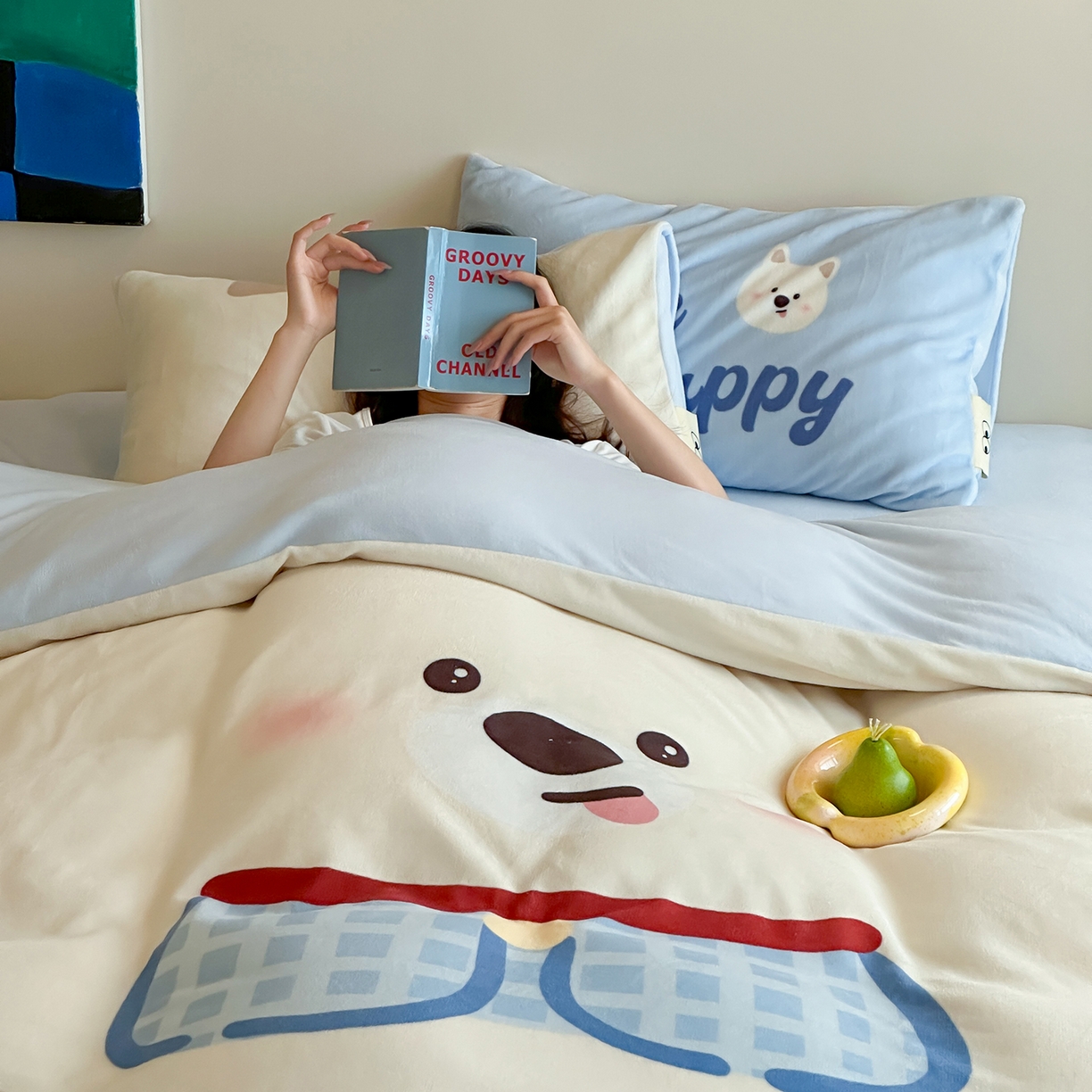 91家纺网 家纺一手货源 找家纺 桃子家居 2025新品A类ins博主大版卡通数码印花加厚牛奶绒系列四件套 绒大版-萌萌西高地