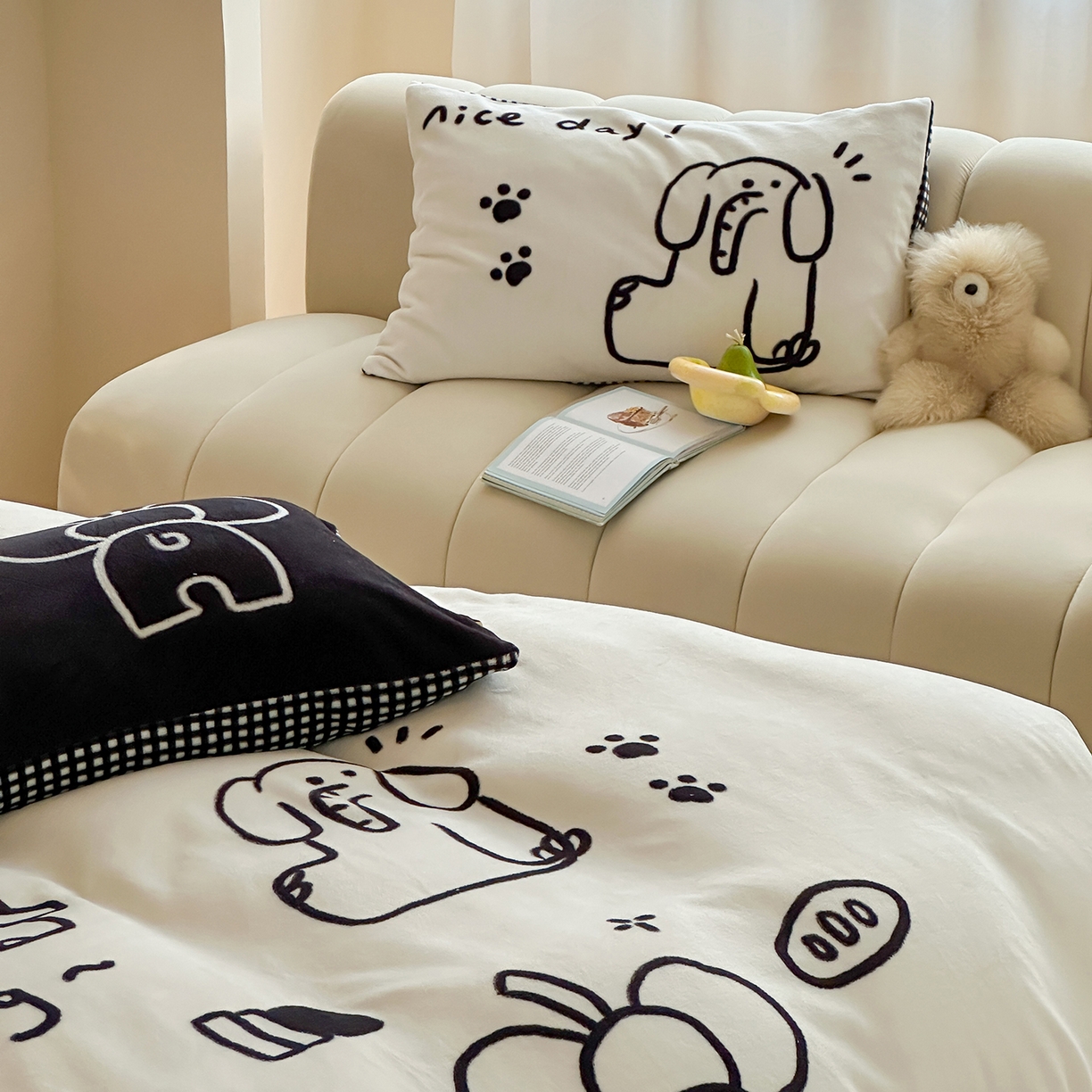 91家纺网 家纺一手货源 找家纺 桃子家居 2025新品A类ins博主大版卡通数码印花加厚牛奶绒系列四件套 绒大版-涂鸦象